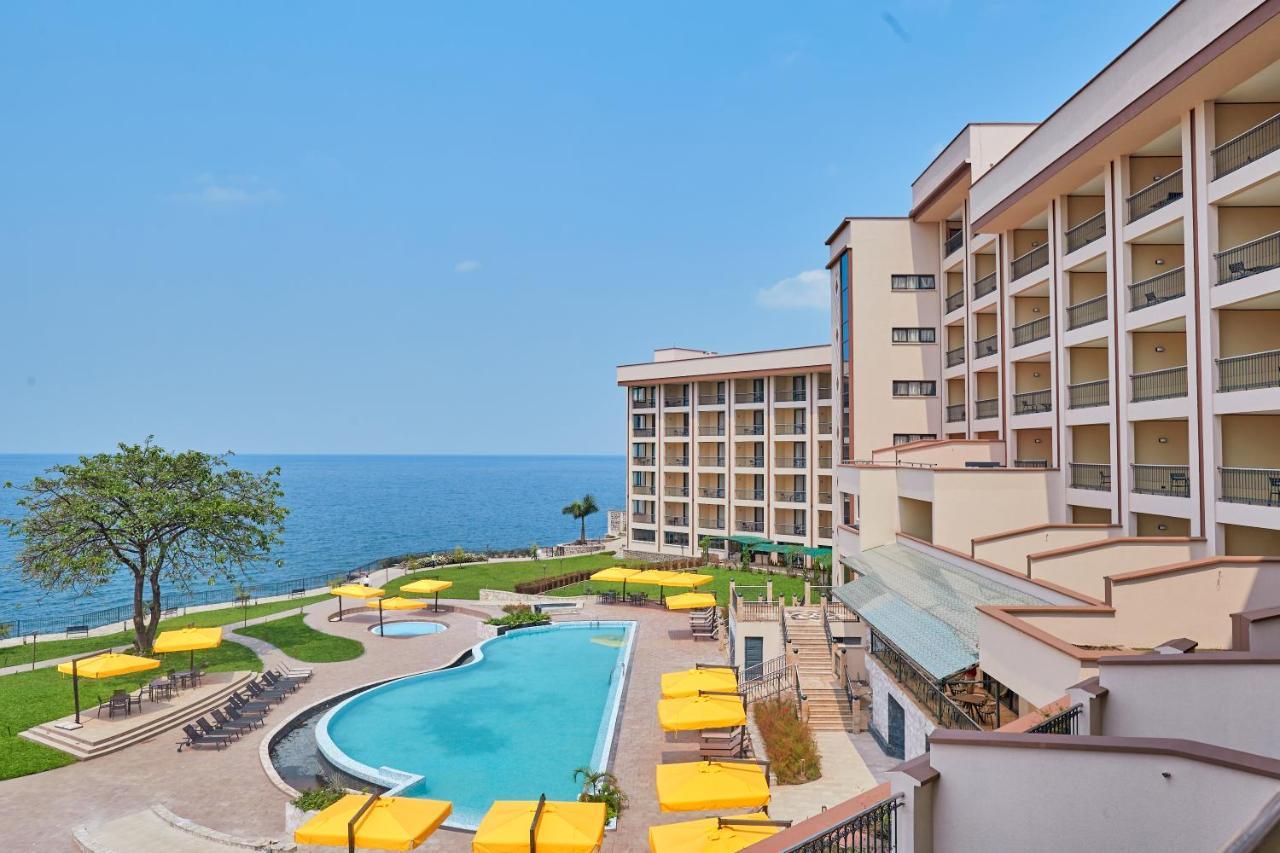 Goma Serena Hotel ภายนอก รูปภาพ