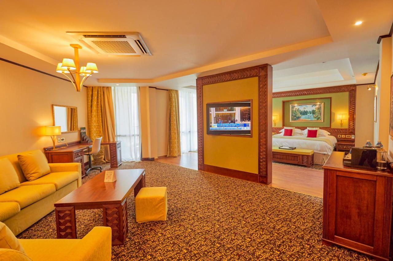 Goma Serena Hotel ภายนอก รูปภาพ