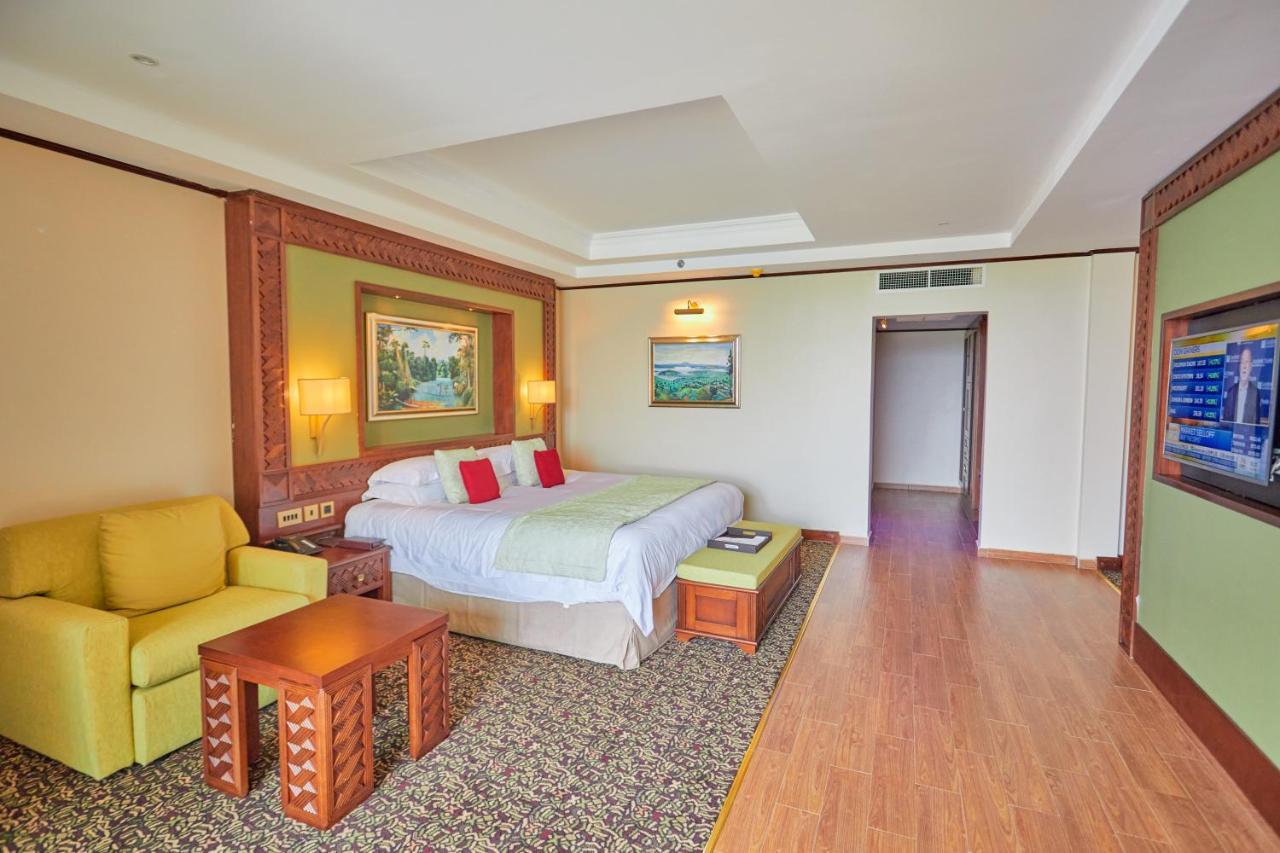 Goma Serena Hotel ภายนอก รูปภาพ